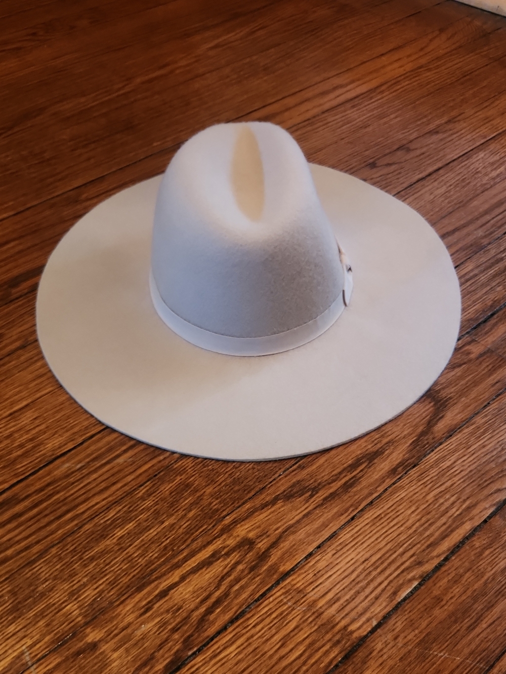 Express Wide-Brim Felt Fedora Hat in Ivory